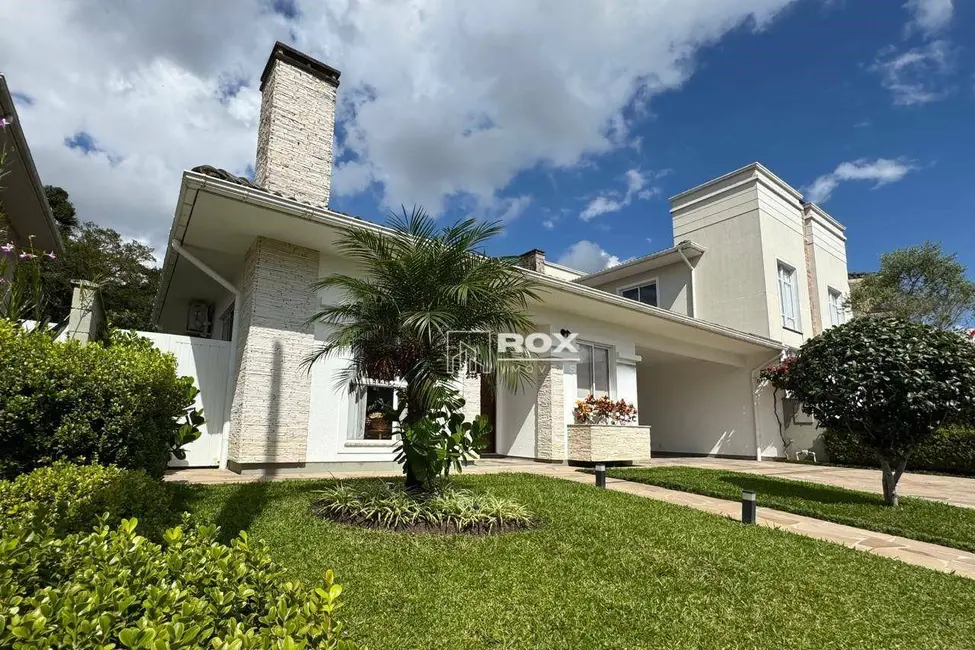 Casa de Condomínio com 3 quartos à venda, 328m2 em Santa Felicidade, Curitiba - PR - imagem 1 Foto 1 de Casa de Condomínio com 3 quartos à venda, 328m2 em Santa Felicidade, Curitiba - PR