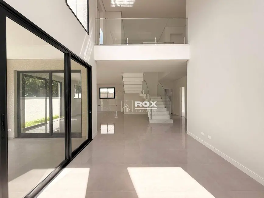 Casa de Condomínio com 4 quartos à venda, 255m2 em Santa Felicidade, Curitiba - PR - imagem 8 Foto 8 de Casa de Condomínio com 4 quartos à venda, 255m2 em Santa Felicidade, Curitiba - PR