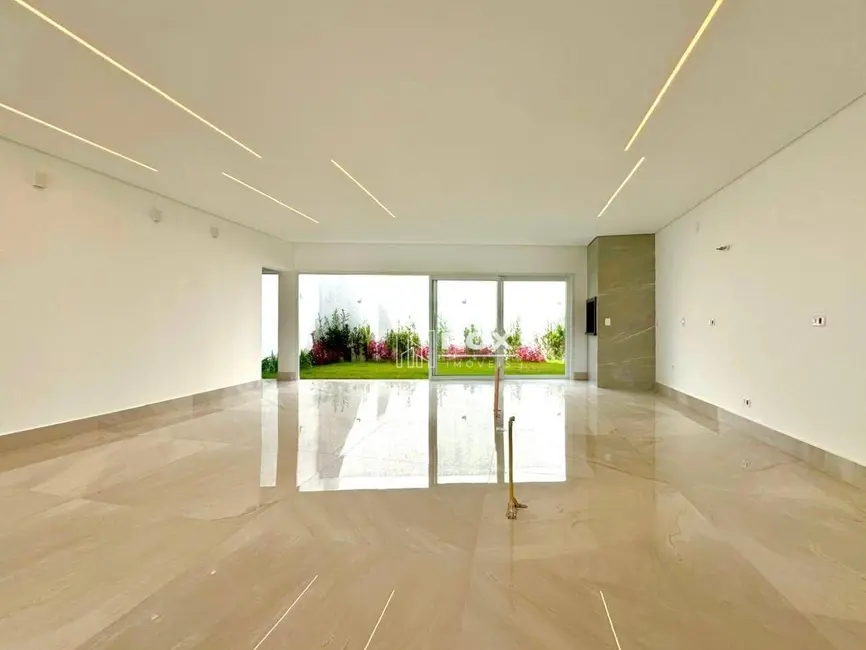 Foto 9 de Casa de Condomínio com 3 quartos à venda, 223m2 em Santa Cândida, Curitiba - PR