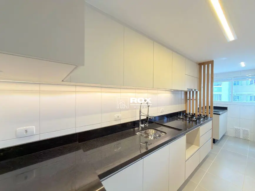 Apartamento com 3 quartos à venda, 110m2 em Capão Raso, Curitiba - PR - imagem 9 Foto 9 de Apartamento com 3 quartos à venda, 110m2 em Capão Raso, Curitiba - PR