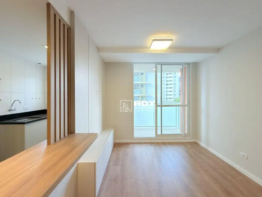 Apartamento com 3 quartos à venda, 110m2 em Capão Raso, Curitiba - PR - imagem 6 Foto 6 de Apartamento com 3 quartos à venda, 110m2 em Capão Raso, Curitiba - PR