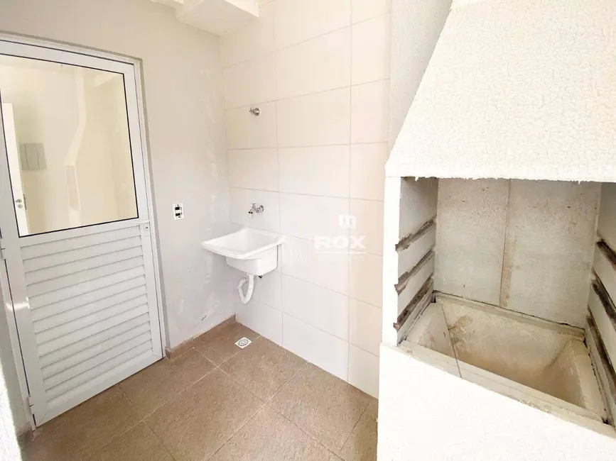 Apartamento com 2 quartos à venda, 47m2 em Loteamento Itaboa, Campo Largo - PR - imagem 8 Foto 8 de Apartamento com 2 quartos à venda, 47m2 em Loteamento Itaboa, Campo Largo - PR