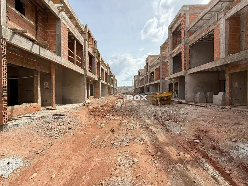 Sobrado com 3 quartos à venda, 159m2 em Portão, Curitiba - PR - imagem 8 Foto 8 de Sobrado com 3 quartos à venda, 159m2 em Portão, Curitiba - PR