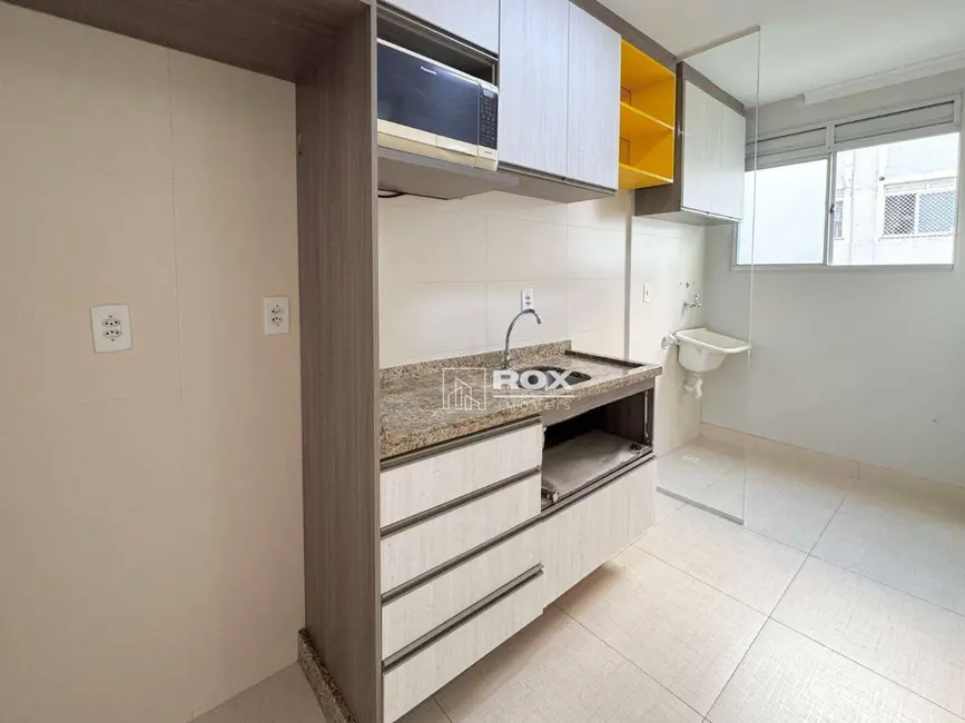 Foto 4 de Apartamento com 2 quartos à venda, 77m2 em Pinheirinho, Curitiba - PR