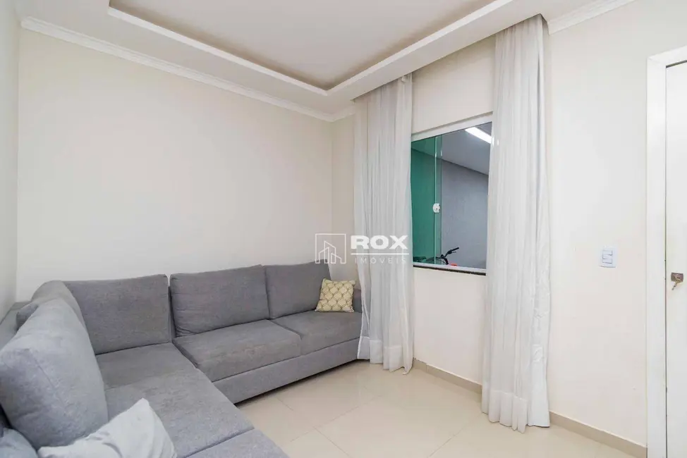 Foto 2 de Sobrado com 2 quartos à venda, 80m2 em Campo de Santana, Curitiba - PR