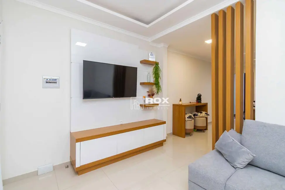 Foto 3 de Sobrado com 2 quartos à venda, 80m2 em Campo de Santana, Curitiba - PR