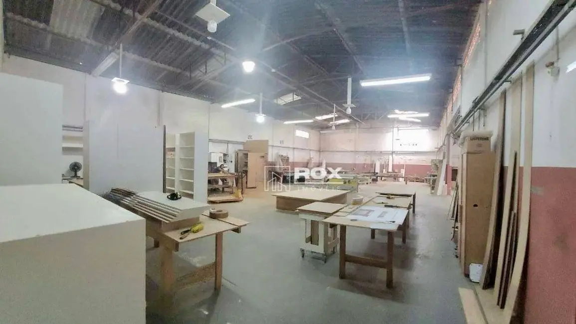 Armazém / Galpão à venda, 1260m2 em Boneca do Iguaçu, Sao Jose Dos Pinhais - PR - imagem 7 Foto 7 de Armazém / Galpão à venda, 1260m2 em Boneca do Iguaçu, Sao Jose Dos Pinhais - PR