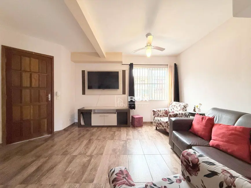 Foto 2 de Sobrado com 4 quartos à venda, 86m2 em Matinhos - PR