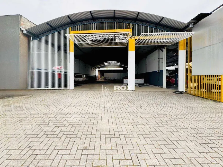 Foto 1 de Armazém / Galpão à venda, 540m2 em Pinheirinho, Curitiba - PR