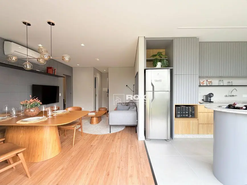 Foto 5 de Apartamento com 2 quartos à venda, 117m2 em Cabral, Curitiba - PR