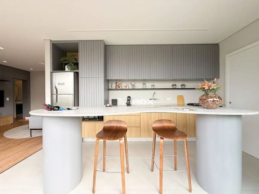 Foto 9 de Apartamento com 2 quartos à venda, 117m2 em Cabral, Curitiba - PR