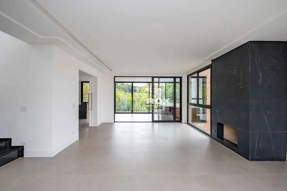 Foto 4 de Casa de Condomínio com 3 quartos à venda, 357m2 em Santa Felicidade, Curitiba - PR