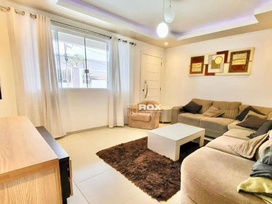 Casa com 4 quartos à venda, 576m2 em Vargem Grande, Pinhais - PR - imagem 4 Foto 4 de Casa com 4 quartos à venda, 576m2 em Vargem Grande, Pinhais - PR