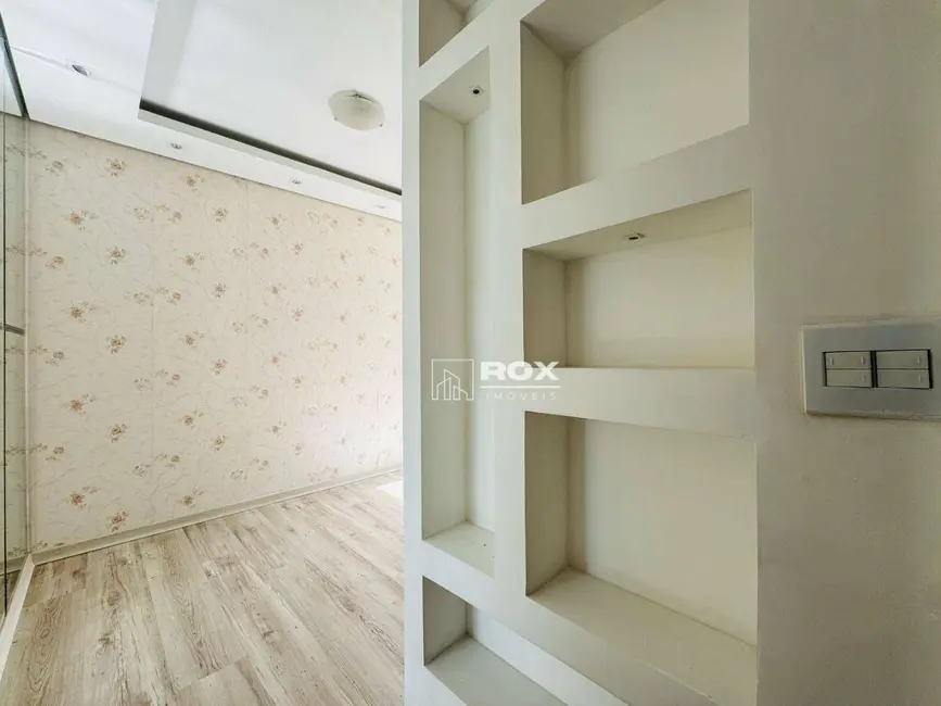 Apartamento com 2 quartos à venda, 46m2 em Colônia Rio Grande, Sao Jose Dos Pinhais - PR - imagem 3 Foto 3 de Apartamento com 2 quartos à venda, 46m2 em Colônia Rio Grande, Sao Jose Dos Pinhais - PR