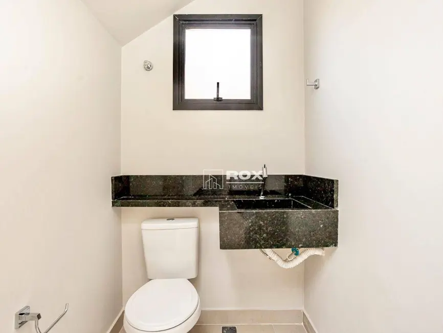 Sobrado com 3 quartos à venda, 118m2 em Santa Felicidade, Curitiba - PR - imagem 7 Foto 7 de Sobrado com 3 quartos à venda, 118m2 em Santa Felicidade, Curitiba - PR