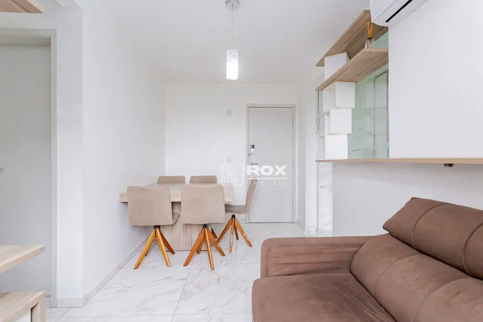 Foto 2 de Apartamento com 2 quartos à venda, 92m2 em Pinheirinho, Curitiba - PR