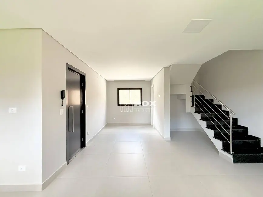 Foto 2 de Sobrado com 3 quartos à venda, 91m2 em Santa Felicidade, Curitiba - PR