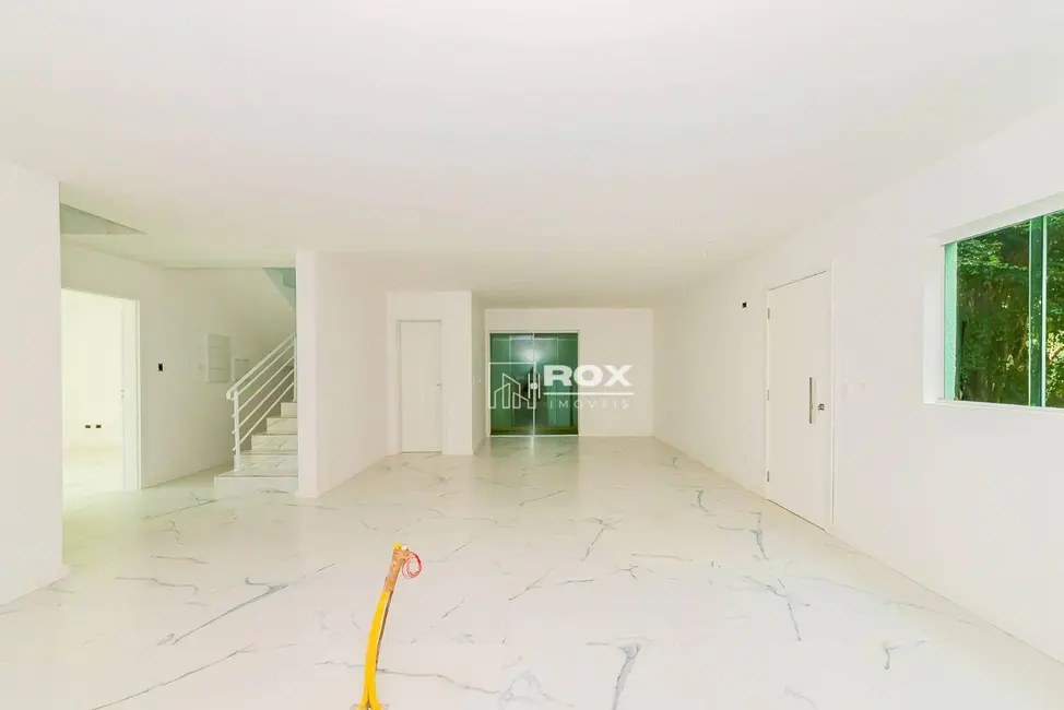 Foto 3 de Casa com 5 quartos à venda, 480m2 em Santa Felicidade, Curitiba - PR