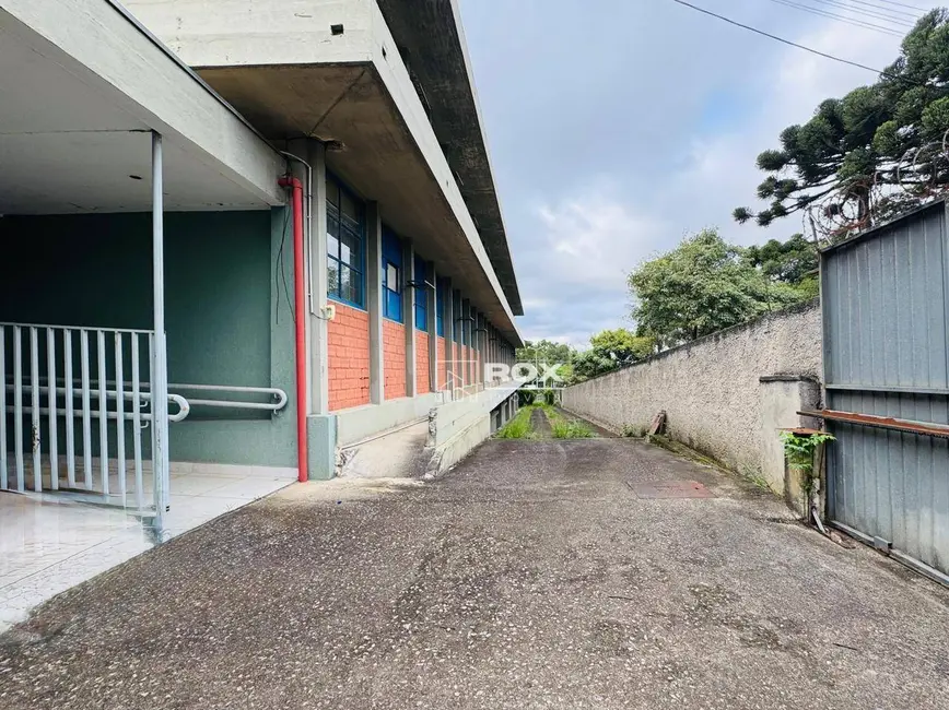 Armazém / Galpão para alugar, 1929m2 em Bacacheri, Curitiba - PR - imagem 9 Foto 9 de Armazém / Galpão para alugar, 1929m2 em Bacacheri, Curitiba - PR