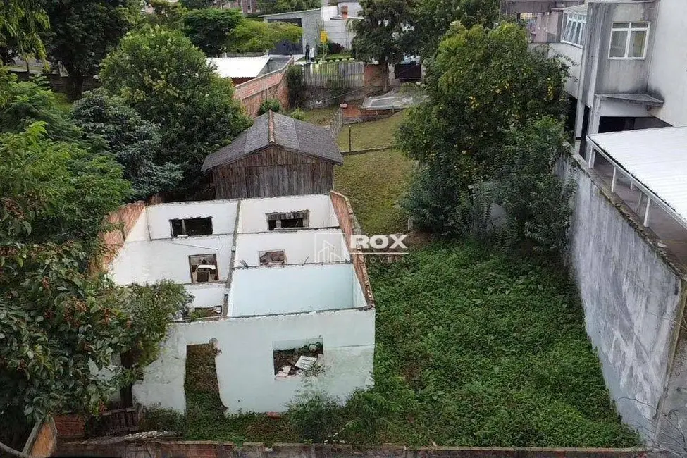 Terreno / Lote à venda, 570m2 em Novo Mundo, Curitiba - PR - imagem 7 Foto 7 de Terreno / Lote à venda, 570m2 em Novo Mundo, Curitiba - PR