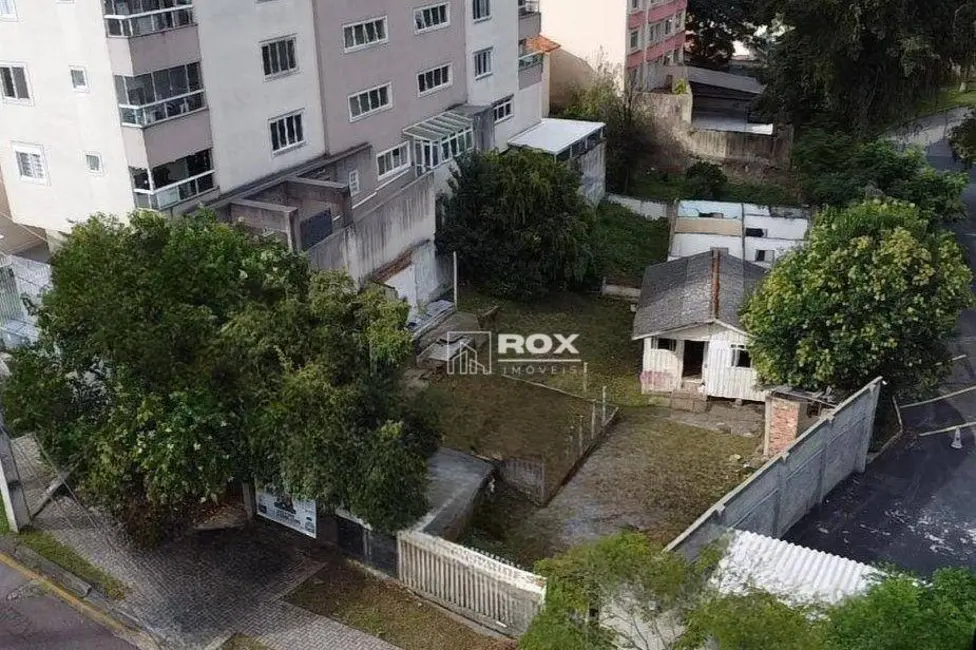 Terreno / Lote à venda, 570m2 em Novo Mundo, Curitiba - PR - imagem 5 Foto 5 de Terreno / Lote à venda, 570m2 em Novo Mundo, Curitiba - PR