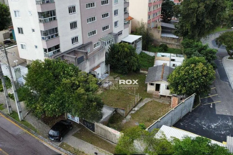 Terreno / Lote à venda, 570m2 em Novo Mundo, Curitiba - PR - imagem 9 Foto 9 de Terreno / Lote à venda, 570m2 em Novo Mundo, Curitiba - PR