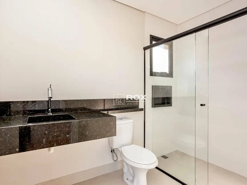 Sobrado com 3 quartos para alugar, 118m2 em Santa Felicidade, Curitiba - PR - imagem 5 Foto 5 de Sobrado com 3 quartos para alugar, 118m2 em Santa Felicidade, Curitiba - PR