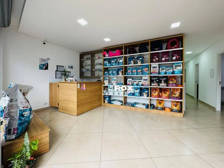 Foto 2 de Loja à venda, 150m2 em Santa Felicidade, Curitiba - PR