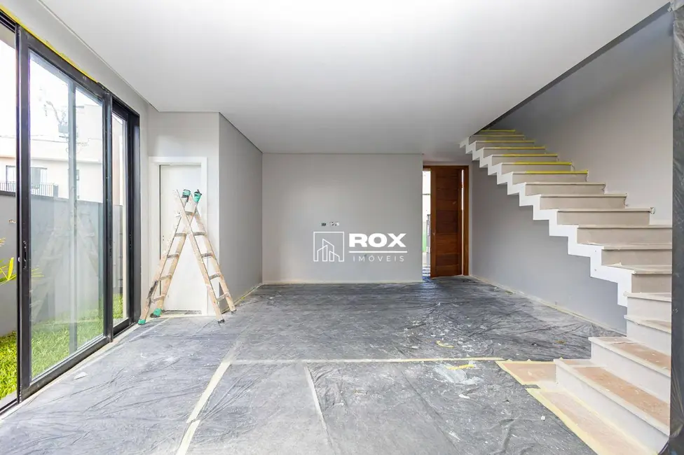 Casa de Condomínio com 3 quartos à venda, 127m2 em Santa Cândida, Curitiba - PR - imagem 3 Foto 3 de Casa de Condomínio com 3 quartos à venda, 127m2 em Santa Cândida, Curitiba - PR