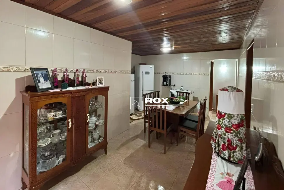 Foto 5 de Casa com 3 quartos à venda, 200m2 em Capão da Imbuia, Curitiba - PR