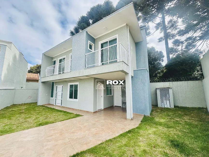 Foto 1 de Sobrado com 3 quartos à venda, 153m2 em Eucaliptos, Fazenda Rio Grande - PR