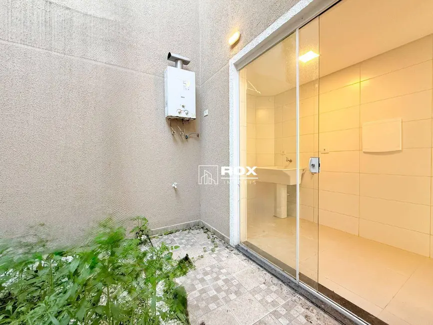 Foto 8 de Sobrado com 3 quartos para alugar, 127m2 em Pilarzinho, Curitiba - PR