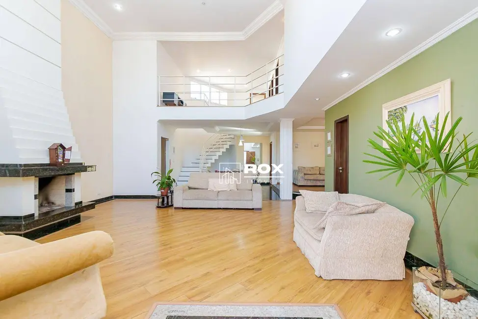 Foto 3 de Casa com 4 quartos para alugar, 480m2 em São Braz, Curitiba - PR