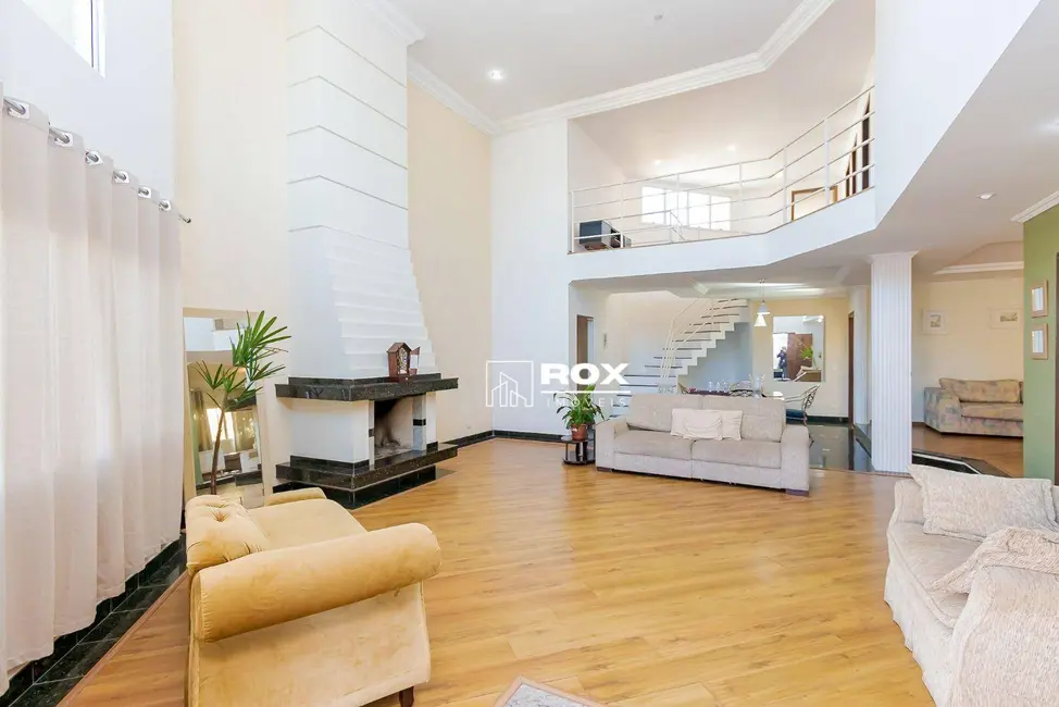 Foto 2 de Casa com 4 quartos para alugar, 480m2 em São Braz, Curitiba - PR