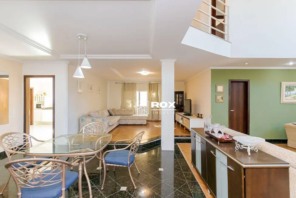 Foto 8 de Casa com 4 quartos para alugar, 480m2 em São Braz, Curitiba - PR