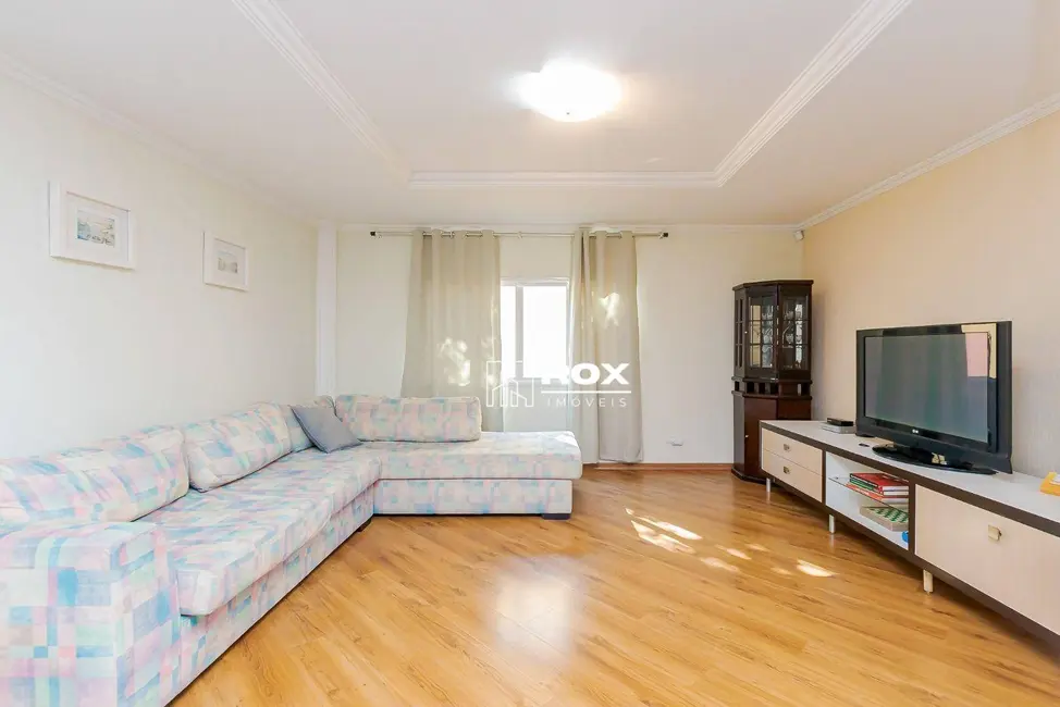 Foto 9 de Casa com 4 quartos para alugar, 480m2 em São Braz, Curitiba - PR