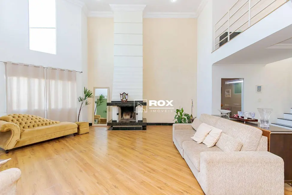 Foto 2 de Casa com 4 quartos à venda, 480m2 em São Braz, Curitiba - PR