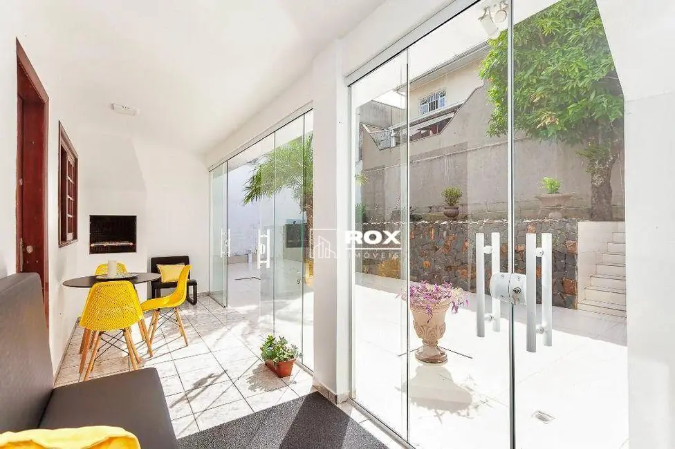 Foto 4 de Casa com 3 quartos à venda, 362m2 em Hauer, Curitiba - PR