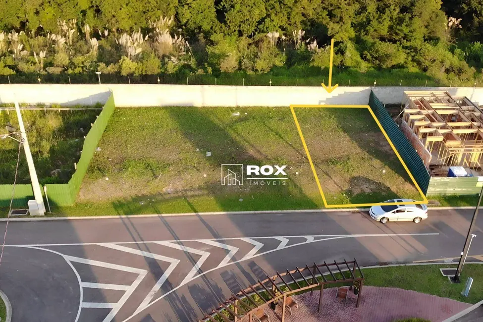 Foto 4 de Terreno / Lote à venda, 143m2 em Santa Cândida, Curitiba - PR