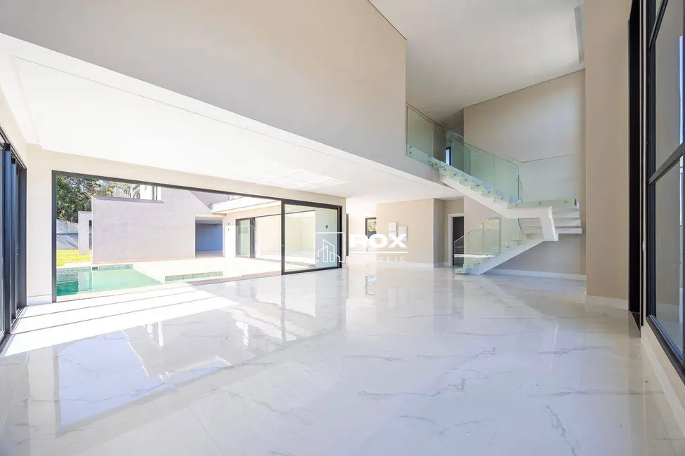 Casa de Condomínio com 4 quartos à venda, 1050m2 em Tanguá, Almirante Tamandare - PR - imagem 6 Foto 6 de Casa de Condomínio com 4 quartos à venda, 1050m2 em Tanguá, Almirante Tamandare - PR