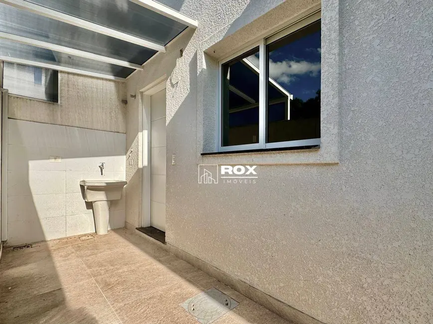 Sobrado com 3 quartos para alugar, 168m2 em Campo Comprido, Curitiba - PR - imagem 9 Foto 9 de Sobrado com 3 quartos para alugar, 168m2 em Campo Comprido, Curitiba - PR