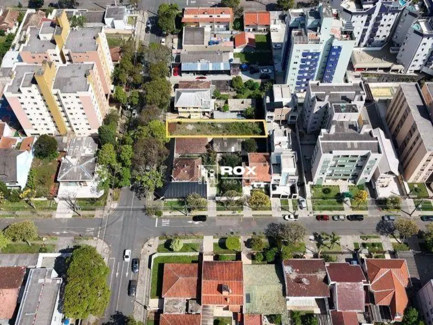Foto 5 de Terreno / Lote à venda, 429m2 em Água Verde, Curitiba - PR
