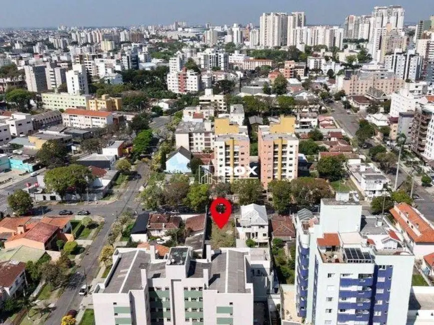 Foto 8 de Terreno / Lote à venda, 429m2 em Água Verde, Curitiba - PR