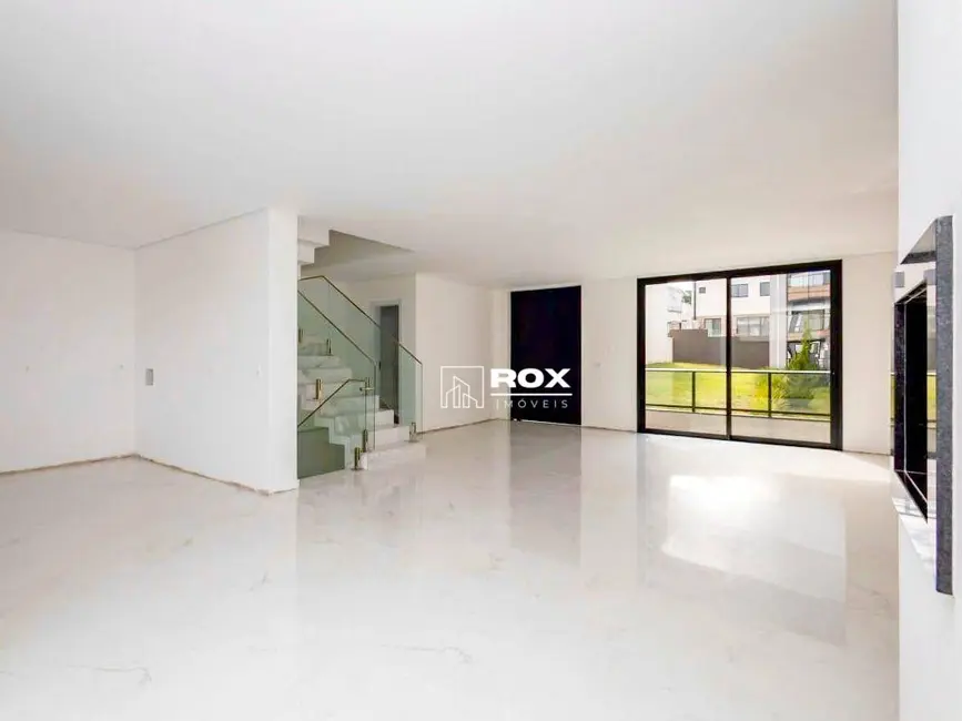 Casa de Condomínio com 3 quartos à venda, 152m2 em Bairro Alto, Curitiba - PR - imagem 6 Foto 6 de Casa de Condomínio com 3 quartos à venda, 152m2 em Bairro Alto, Curitiba - PR