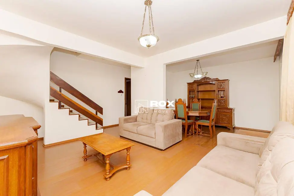 Foto 4 de Sobrado com 3 quartos à venda, 106m2 em Ahú, Curitiba - PR