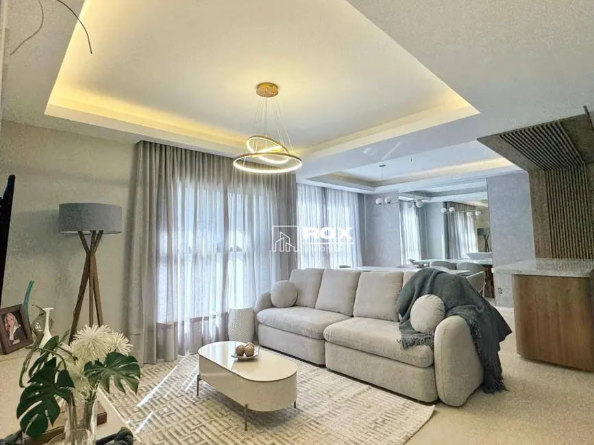 Foto 3 de Casa de Condomínio com 3 quartos para alugar, 137m2 em Santa Felicidade, Curitiba - PR