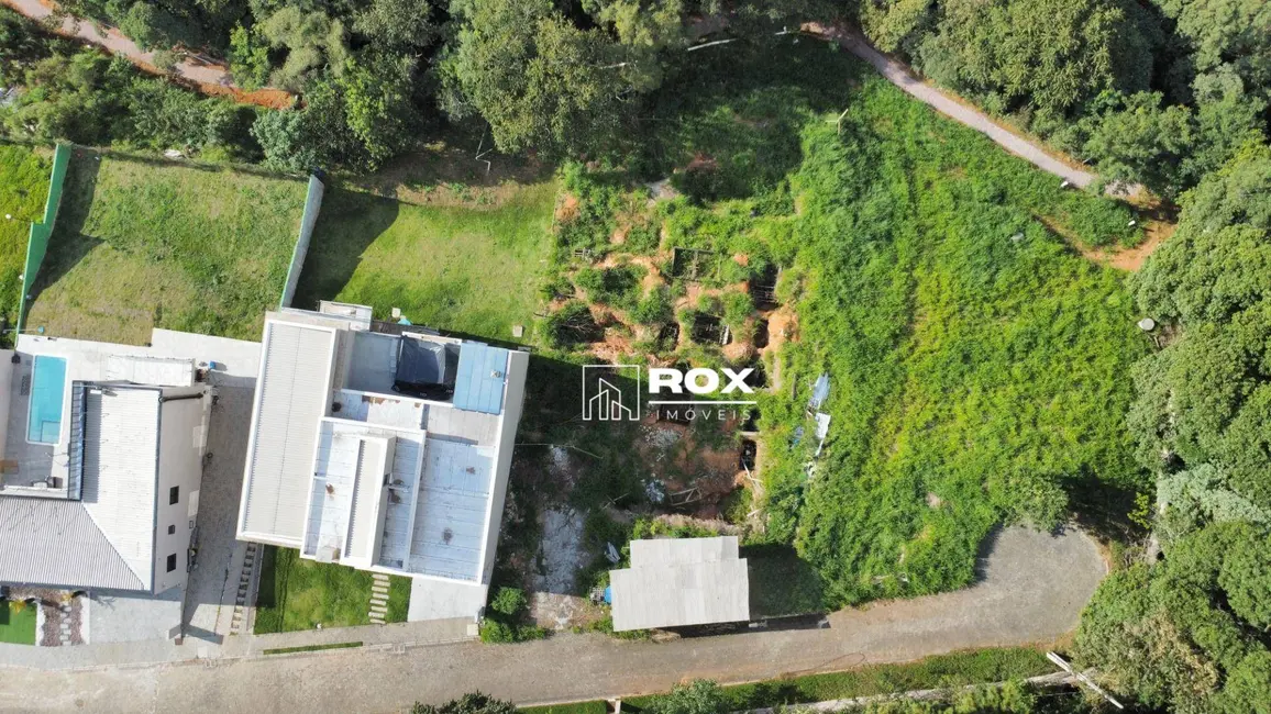 Foto 1 de Terreno / Lote à venda, 779m2 em Butiatuvinha, Curitiba - PR