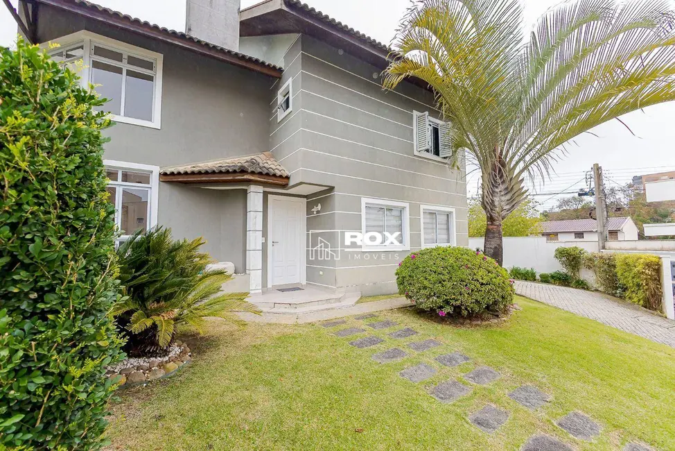 Casa de Condomínio com 3 quartos à venda, 608m2 em São Lourenço, Curitiba - PR - imagem 2 Foto 2 de Casa de Condomínio com 3 quartos à venda, 608m2 em São Lourenço, Curitiba - PR