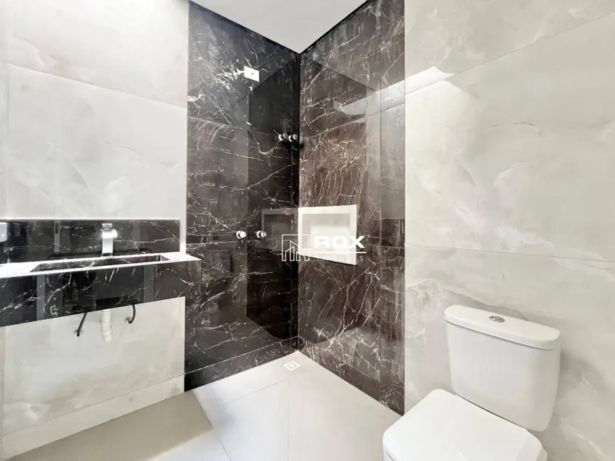 Foto 9 de Sobrado com 4 quartos à venda, 138m2 em Tingui, Curitiba - PR