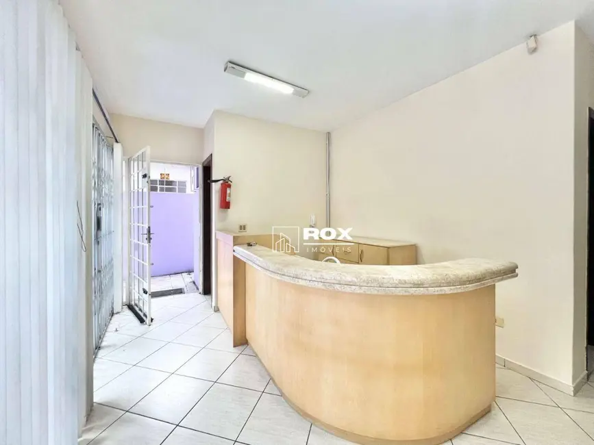 Foto 2 de Casa para alugar, 372m2 em Mercês, Curitiba - PR
